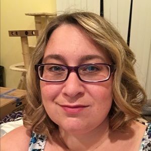 Meet your Posher, Jennie